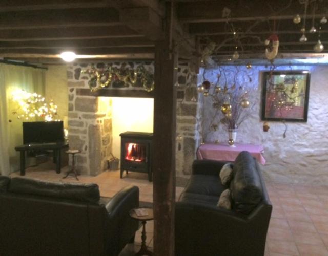 Maison Rouge Gite Vidaillat Dış mekan fotoğraf